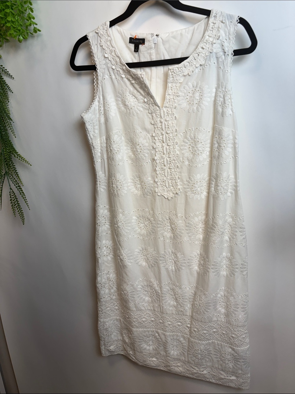 Talbots White Sleeveless Eyelet Shift Dress